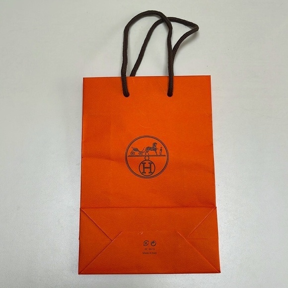 🆕 HERMES Extravagent Gift Bag Size 6” x 8.5” - Picture 5 of 6
